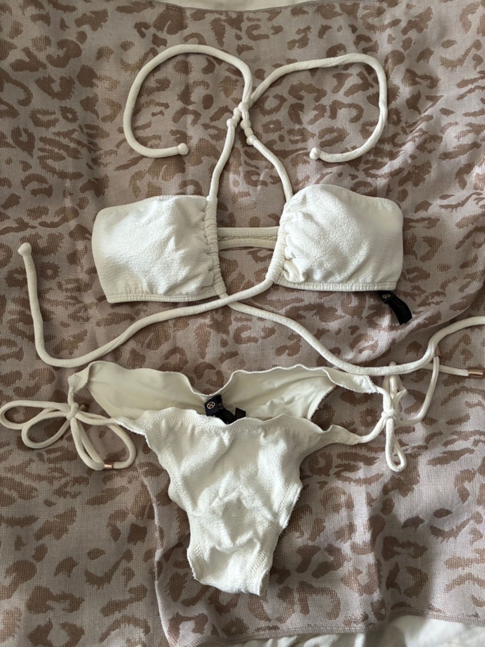 VIX Cream Textured Tie-Side Bikini Set - Women